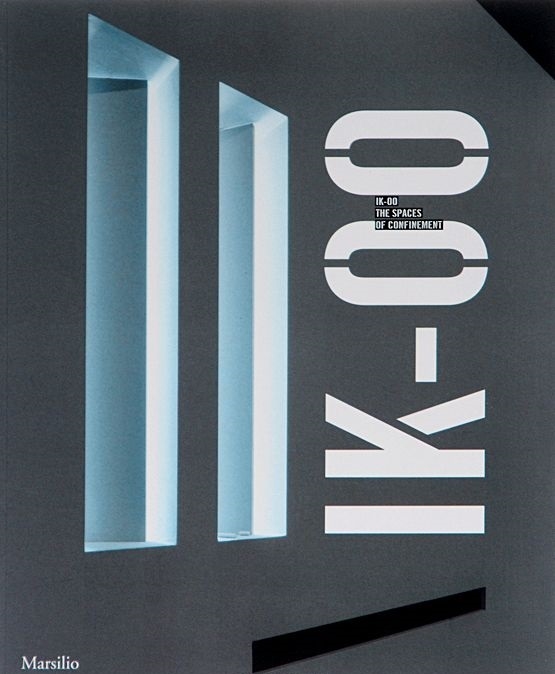 

IK-00 The space of confinement